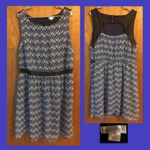 Pretty dress by xhilaration size 2X